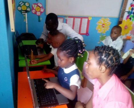 Year One ICT practical class.